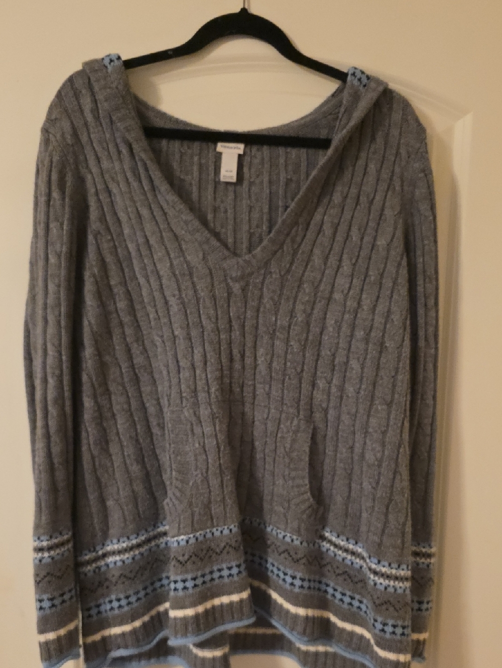 Venezia Gray V-Neck Cable Knit Hoodie with Blue & White Hem Detail